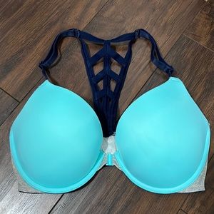 PINK Victoria’s Secret cross back bra